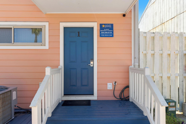 Exterior & Views, Premier Townhomes by Panhandle Getaways, Bay