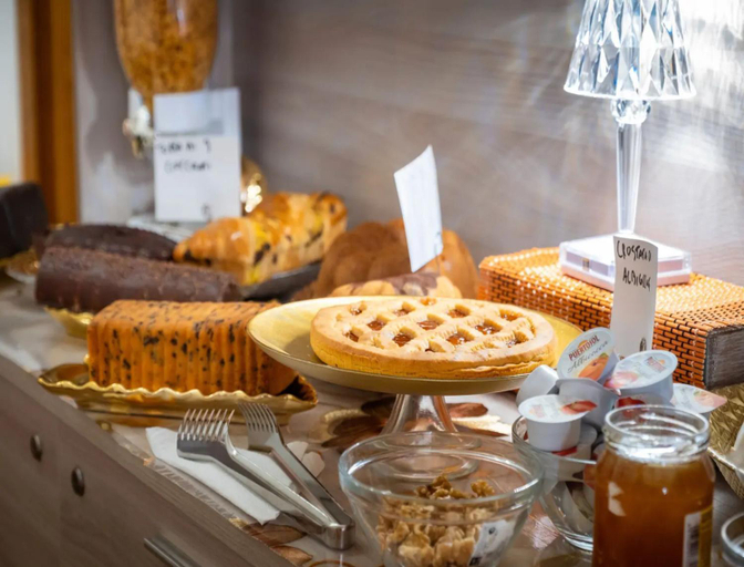 Food and beverages 4, Riviera Room BB Controvento, Lecce