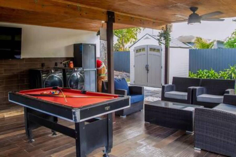 Room 3, Ocean Pearl Estate 3BR 2BA W Pool, Broward