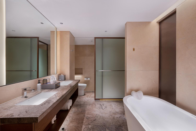 Bathroom 2, Novotel Shaoxing Keqiao, Shaoxing