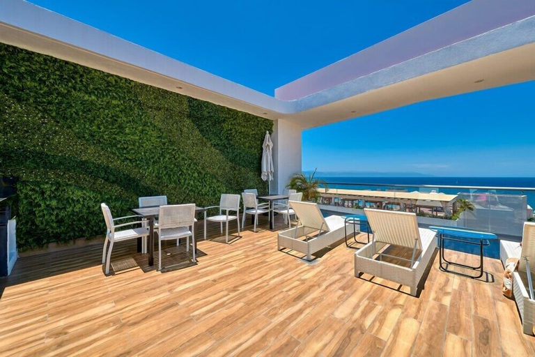 Outdoor dining 3, New 1 Br Unit 2 Min From Beach - Pool - King Bed, Puerto Vallarta