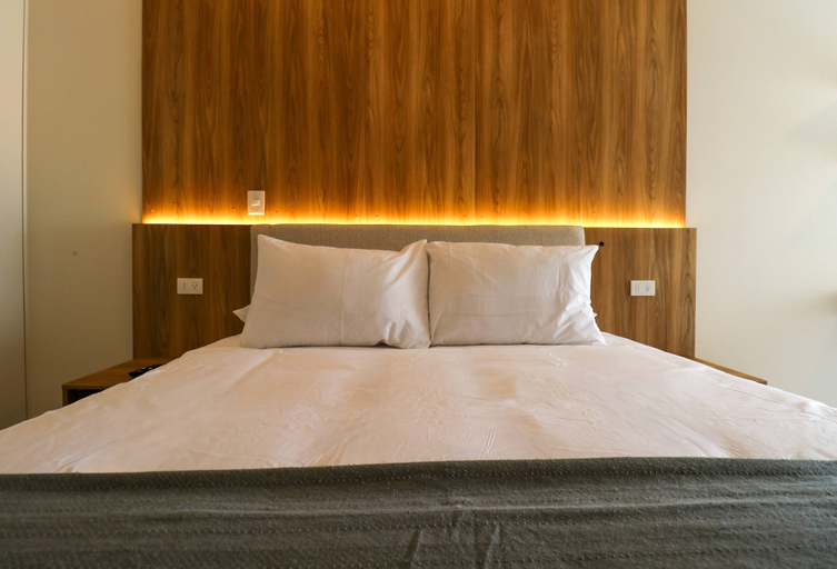 Others 3, w Stunning 3BR w Balcony in Upscale Miraflores, Lima