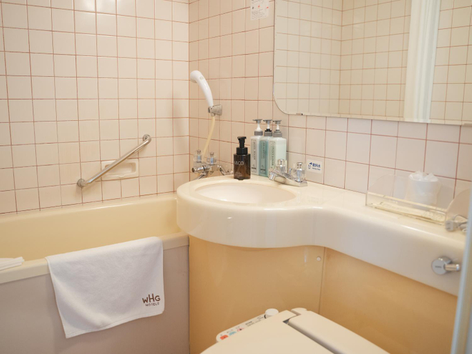 Bathroom 5, Takarazuka Washington Hotel, Takarazuka