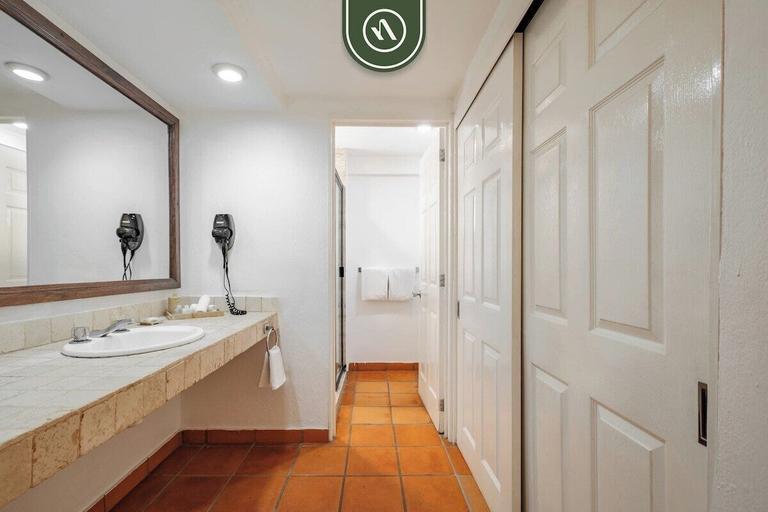 Bathroom 5, Amazing 1 BR Condo - Terrace - Pool - Romantic Zone, Puerto Vallarta