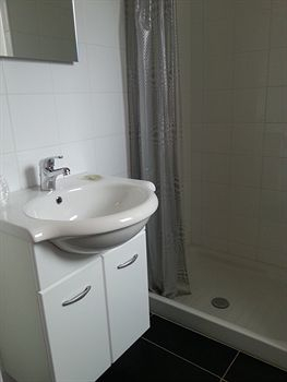 Others 4, Hotel de Belgique, Alpes-Maritimes