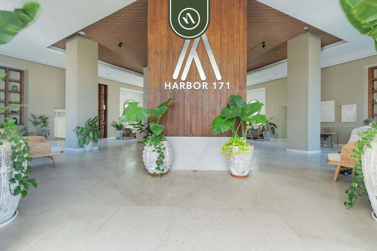 Interior 4, Luxury Oceanfront 3 BR Condo - Pools, Puerto Vallarta