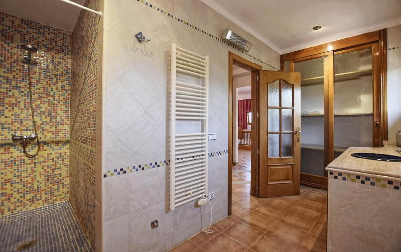 Bathroom 3, NA PONT, Baleares