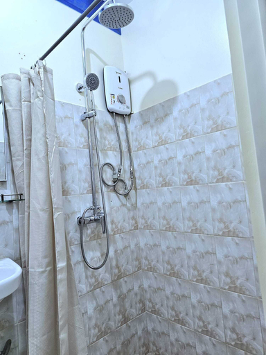 Bathroom 4, Mangotree Apartel & Resor, Panglao