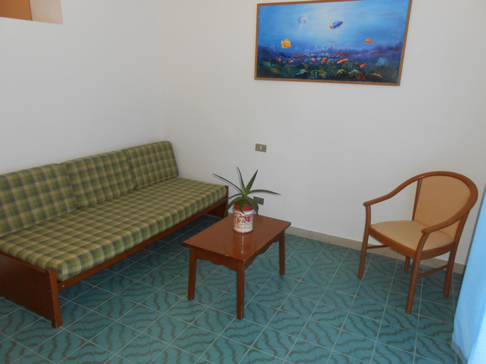 Others 5, Hotel Vittoria, Grosseto