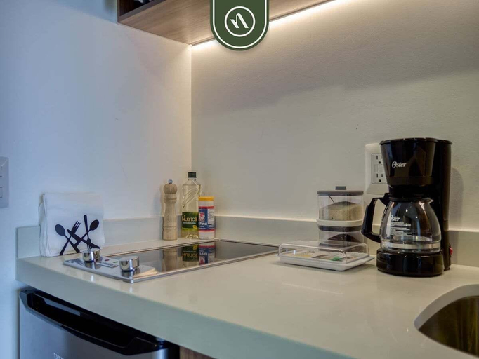 Private kitchen 3, Oceanview Studio - King Bed - Pools - Beachclub, Puerto Vallarta