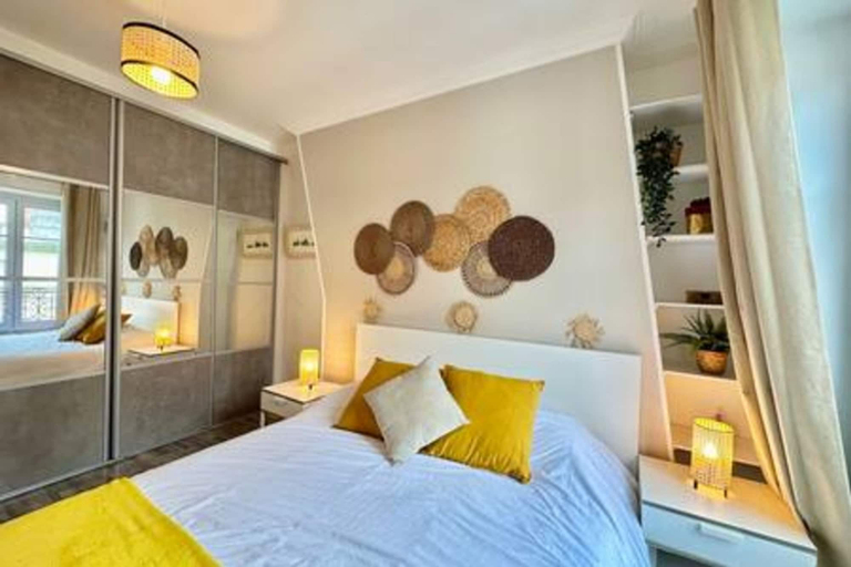 Room 2, Bright and Stylish for 4 Next Eiffel Tower, Paris