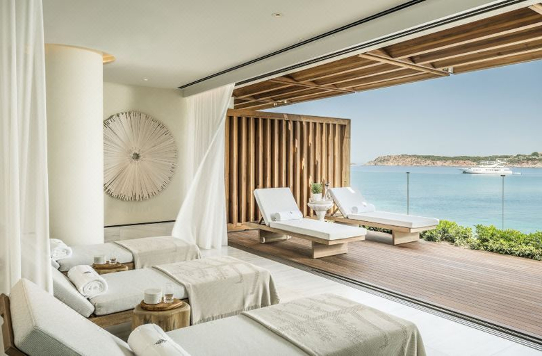 Bedroom 3, Four Seasons Astir Palace Hotel Athens, Attica