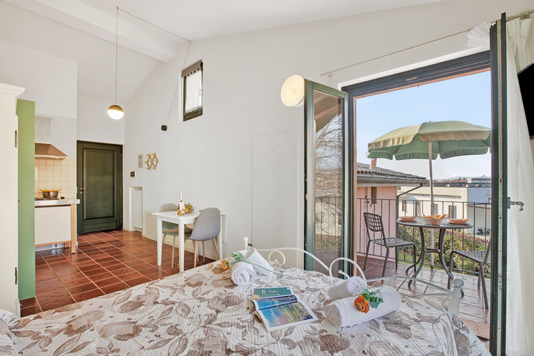 Room 4, Cosy House Serena- Park & Shared Pool, Brescia