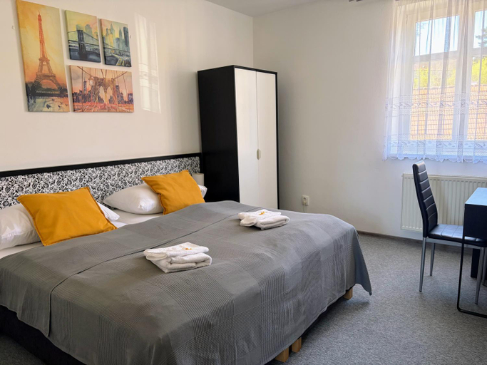 Bedroom 2, Hotel Pangea, Jihlava