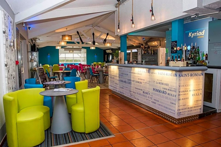 Food & Drinks 5, greet Hotel Dijon Sud Longvic, Côte-d'Or
