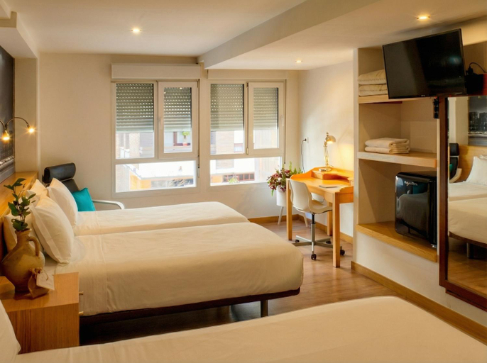 Bedroom 2, Hostel Costa Gijon, Asturias