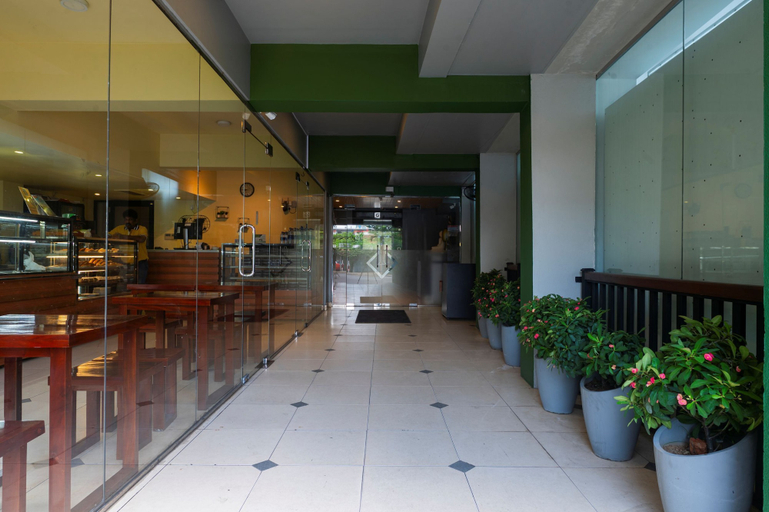 Food & Drinks 4, Thilhara Colombo, Colombo