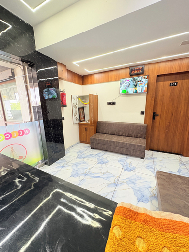 Lobby 2, Hotel CTM Lake, Ahmadabad