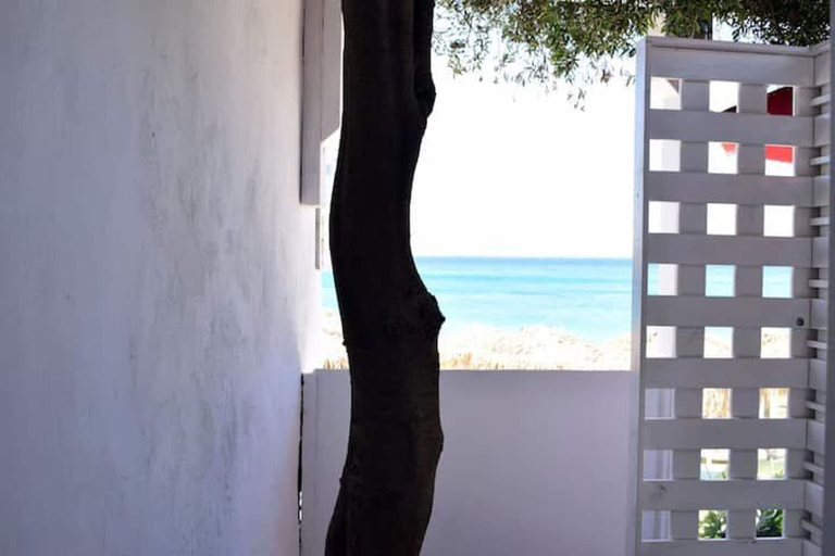 Room 4, Meltemi Beach House by Opus, South Aegean