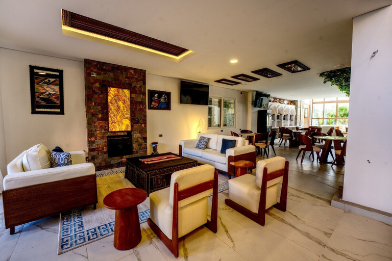 Reception hall, Hotel Boutique La Torre, Sud Chichas