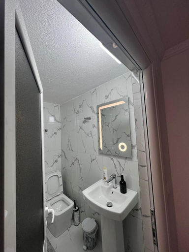 Bathroom 2, Dejani Guest House, Pogradecit