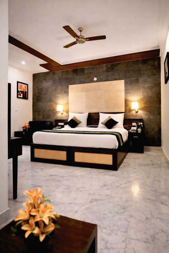 Bedroom 3, Goyal Hoteliers - Hotel Tara Palace, Agra