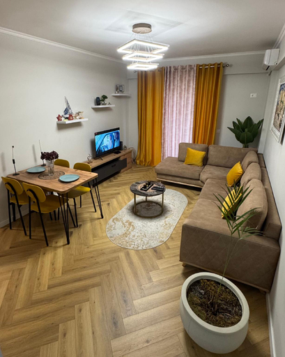 Public Area 1, Dennys Apartment City Center Duplex, Tiranës
