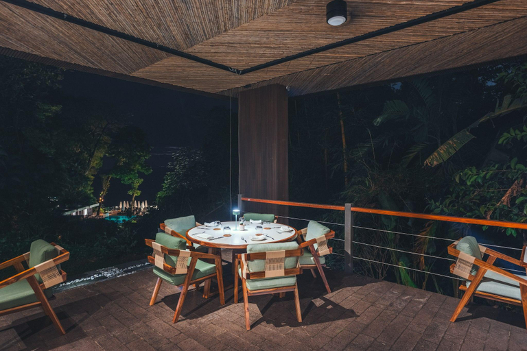 Food & Drinks 5, Los Altos Resort, Aguirre