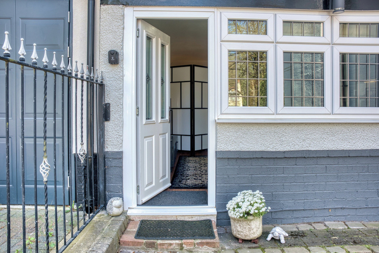 Exterior detail, Stylish Studio - Sleeps 2 & Private Parking, Sefton