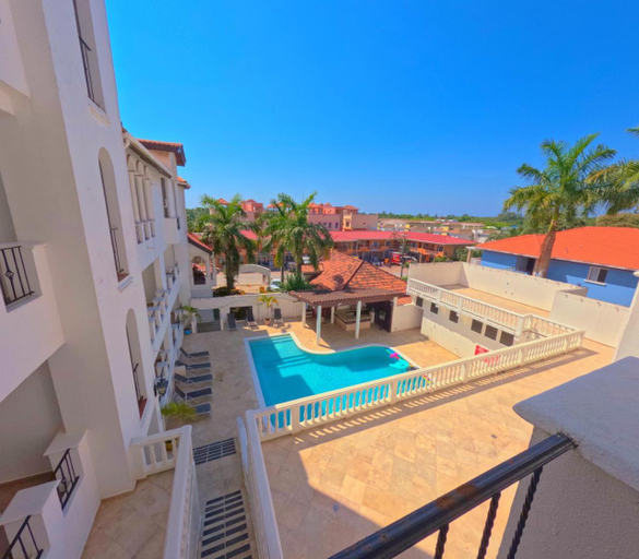 Sport & Beauty, West Bay Colonial, Roatán