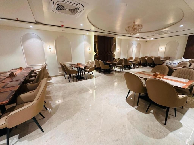 Dining 4, HOTEL THE ELITE, Jabalpur