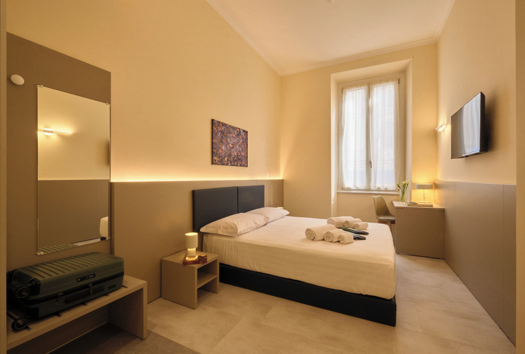 Room 5, Rishon, Rome