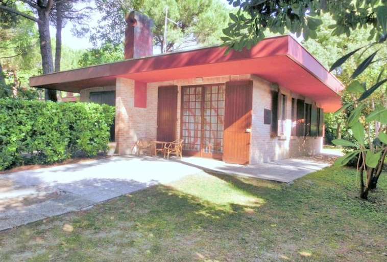 4, Semi-detached house with garden, Udine