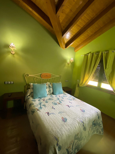 Bedroom 3, Apartamentos Rurales El Fresnu, Asturias