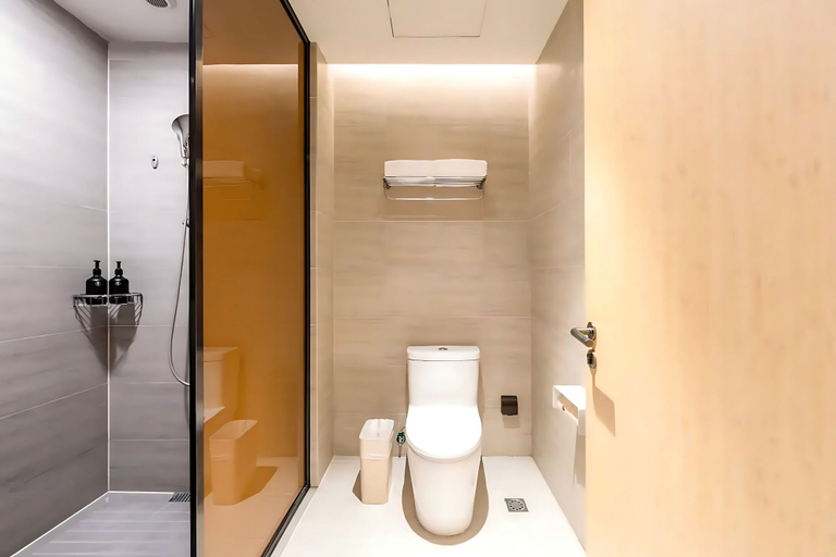 Bathroom 5, Ji Hotel Wuhan Hankou Xinhua Road, Wuhan