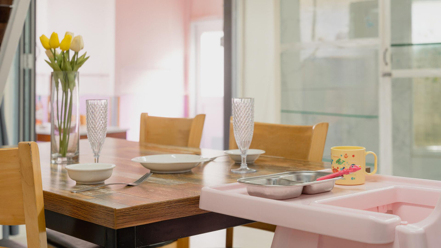 Food & Drinks 5, Gapyeong Gabom Kids Poolvilla Pension, Gapyeong