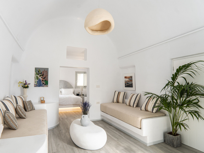 Room 2, Santorinico villas, South Aegean