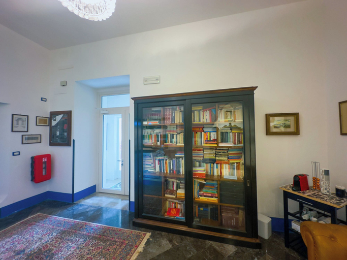 Interior 5, Alma Mater, Lecce