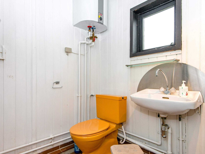 Bathroom, 5 Person Holiday Home in Harboore, Lemvig