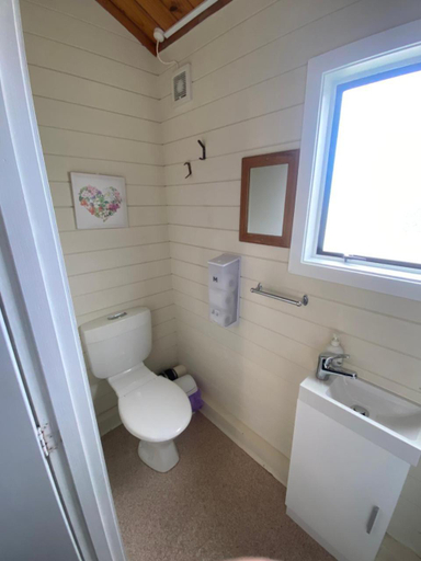 Bathroom 3, Bay of Islands Lodge, Far North