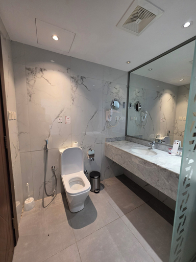Bathroom 5, Glamour Inn Al Nuzha, Jeddah