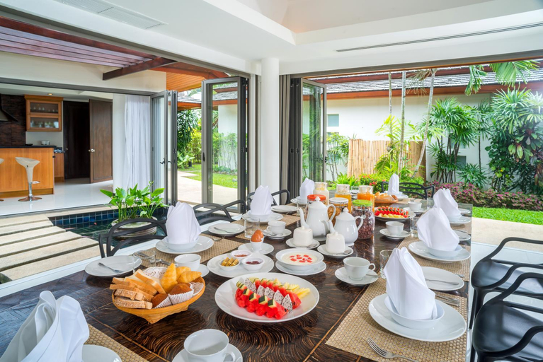 Food & Drinks 5, Baan Feung Fah | 4BR Beachfront Pool Villa, Bophut, Ko Samui