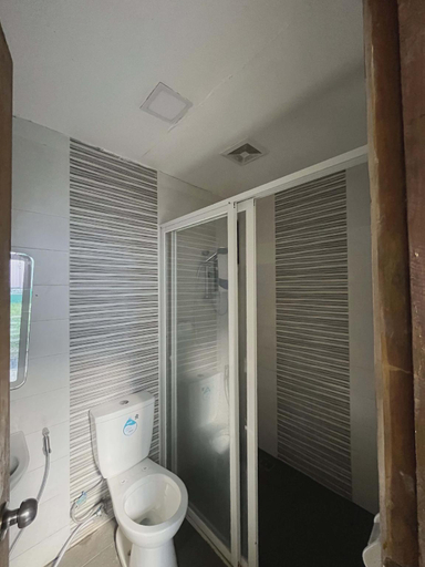 Bathroom 2, Rmb's Downton Place, Tagaytay City