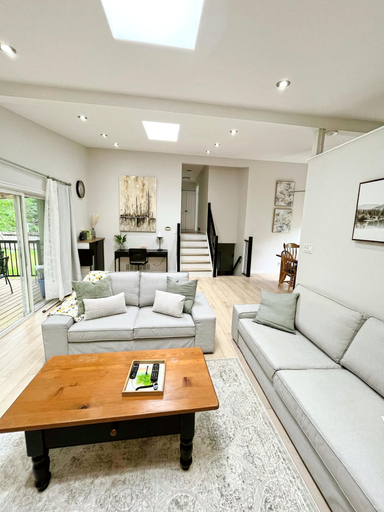 Living area 4, The Forest Pedal House, Squamish-Lillooet