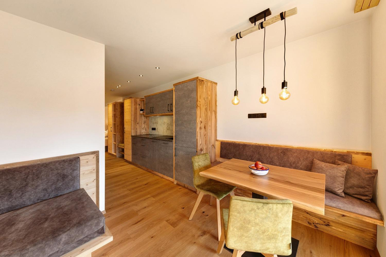 Others 5, Apartments Schlernheim, Bolzano