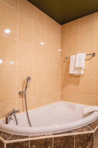 Bathroom 5, The Brehon Hotel & Spa