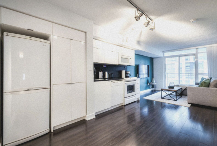 Private kitchen 5, The Prestige Stay, Toronto