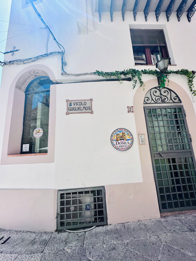 Front of property 5, Domus Privè, Palermo