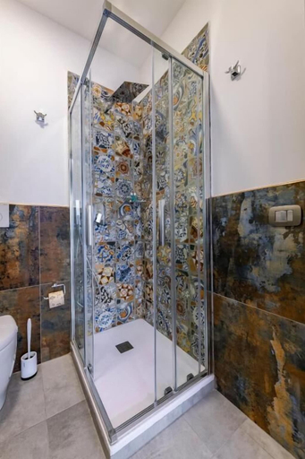 Bathroom 5, Aria di Mare, Rome