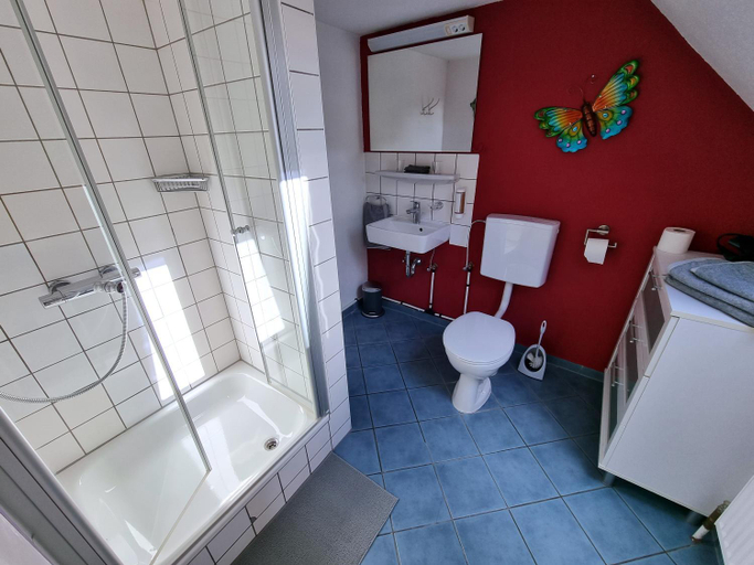 Bathroom 4, Gasthof Goldener Stern, Kitzingen